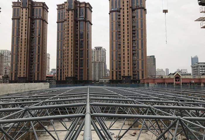 东方网架施工